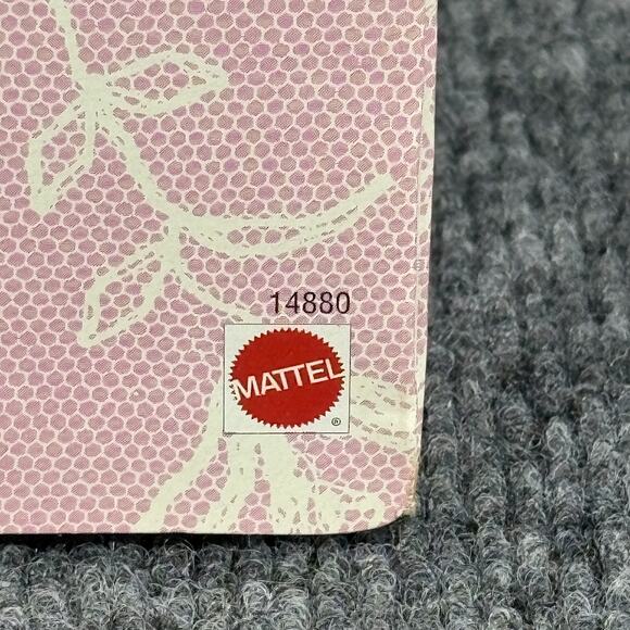 Vintage 1995 Barbie Sweet Valentine Doll Hallmark Special Edition New in Box 148 - Picture 5 of 13